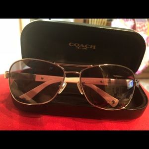 COACH HC7012 CAROLINE AVIATOR TYPE SUNGLASSES MINT